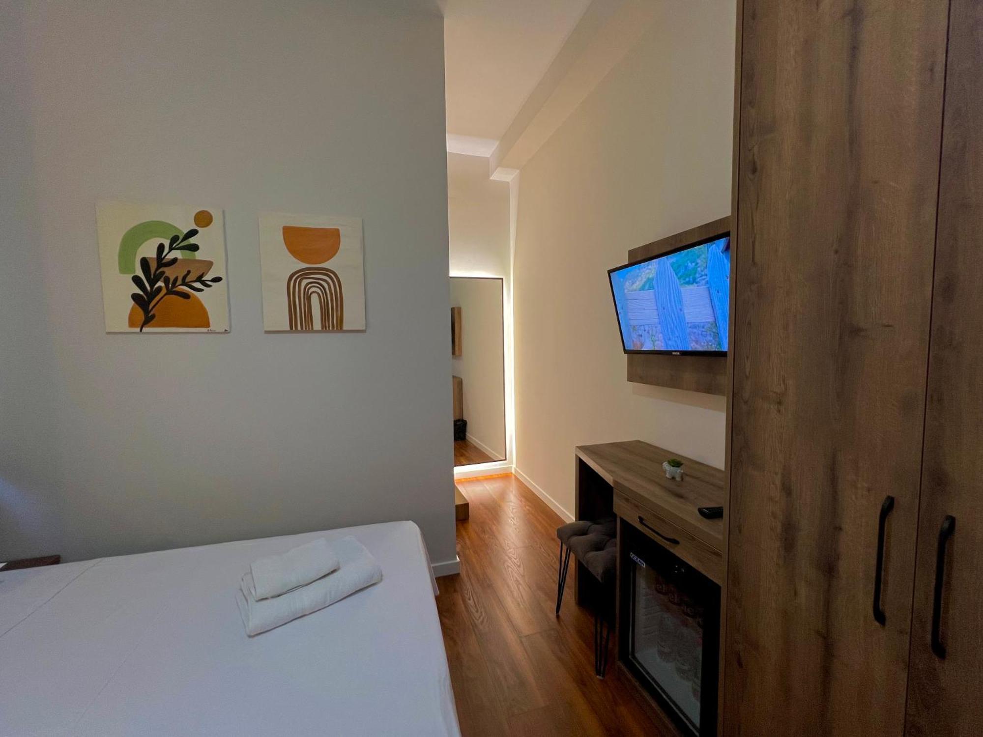 Elona'S Rooms Κρούγια Εξωτερικό φωτογραφία
